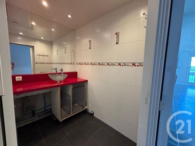 Appartement F3 à louer - 3 pièces - 64.0 m2 - AMIENS - 80 - PICARDIE - Century 21 Nes'Immo